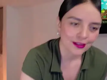 Chaturbate Best live sex cam show of victoriahot_23