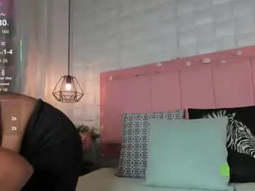 Chaturbate Watch Live Sex Cams of lunamorena__