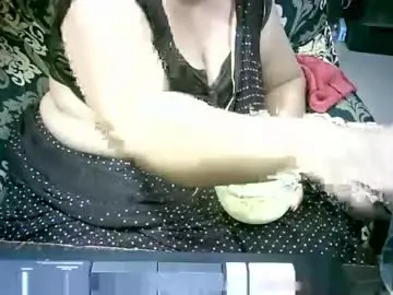 Chaturbate Free Porn Cam of crezybhabihot