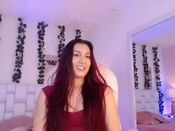 Chaturbate Live Sex Cam of elisevalmont