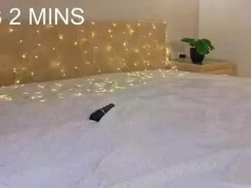 Chaturbate Watch Live Sex Cams of crystaldiva01