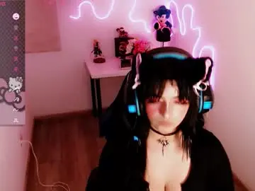 Chaturbate Live Sex of eternal_moonqs