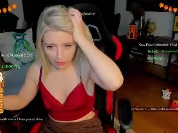 Chaturbate Live Sex Cam of kimilee22