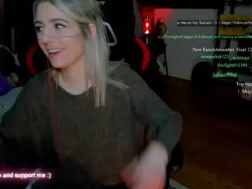 Chaturbate Free Porn Cam of kimilee22