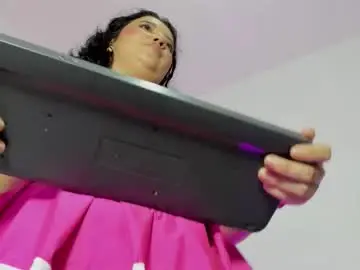 Chaturbate Live Sex Cam of zoe_cuttee