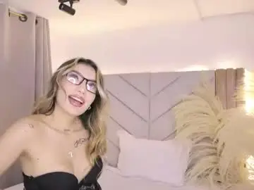 Chaturbate Best live sex cam show of isabella_m_