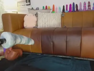 Chaturbate Adult Video Chat of taylor_love_303