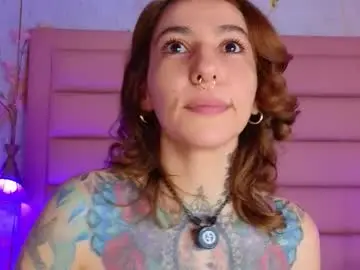 Chaturbate Free Porn Cam of evangelyne1