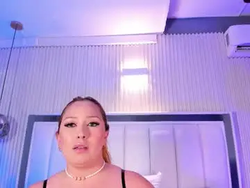 Chaturbate Adult Webcams of kiarhatrixie