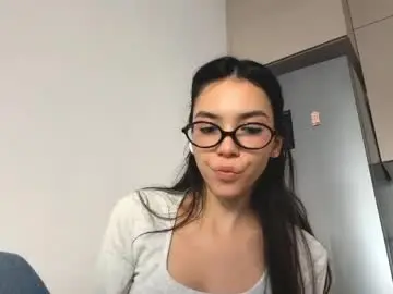 Chaturbate Live Sex Cam of aracelisauberan