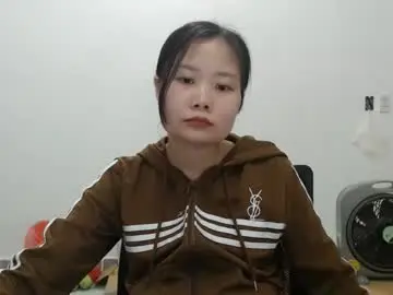 Chaturbate Free Live Porn of kitti_baby2x