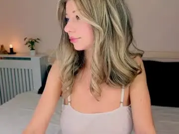 Chaturbate Live Sex Cam of lenamuti