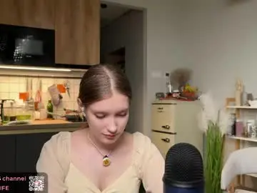 Chaturbate Live Sex Cam of aileen__