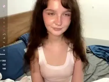 Chaturbate Live Sex Cam of ela_wish
