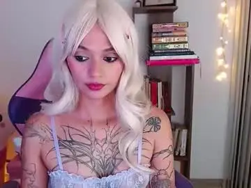 Chaturbate Best live sex cam show of bluee_v