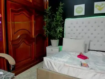 Chaturbate Best live sex cam show of ebony_katterin