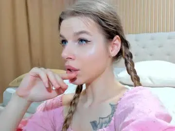 Chaturbate Free Live Porn of mila_polly_and_forester