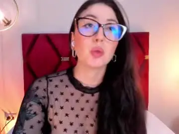 Chaturbate Nude Webcam of emilyywatson