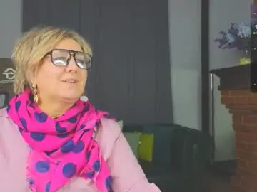 Chaturbate Sex Cam of marta_wils