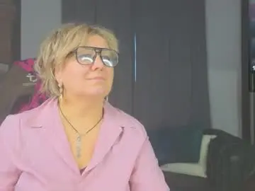 Chaturbate Adult Video Chat of marta_wils