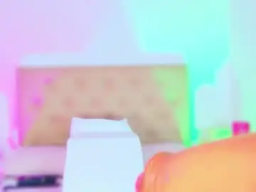 Chaturbate Watch Live Sex Cams of charlootteevans