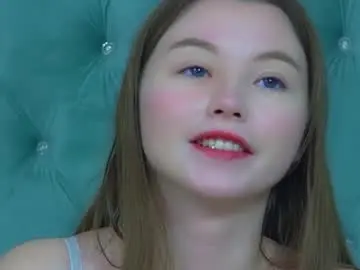 Chaturbate Live Sex Cam of keiraace