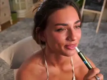 Chaturbate Sex Cam of dinacaguimbal