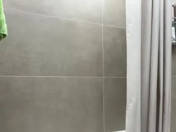 Chaturbate Live Sex Cam of holydori