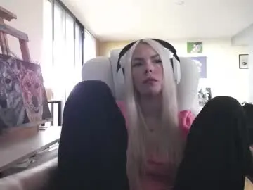Chaturbate Sex Cam of tinykylie