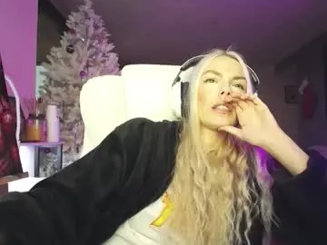 Chaturbate Watch Live Sex Cams of tinykylie