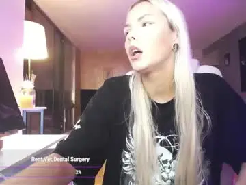 Chaturbate Best live sex cam show of tinykylie