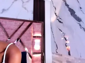 Chaturbate Live Sex Cam of kandy_bronw