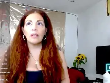 Chaturbate Live Sex Cam of mussa_hott