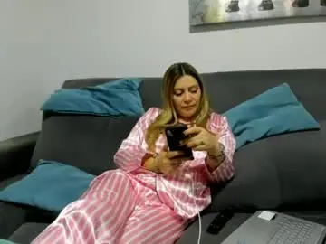 Chaturbate Private Sex Chat of pamelaquenn_2