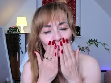 Chaturbate Adult Webcams of naughtymilane