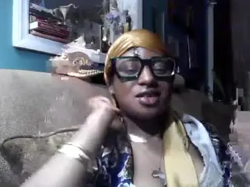 Chaturbate Best live sex cam show of nefertitibank