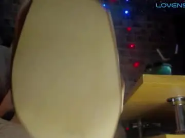 Chaturbate Free Porn Cam of misspetitevenus