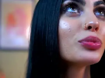 Chaturbate Best live sex cam show of ravennadarcy