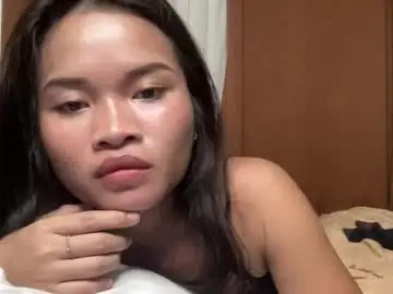 Chaturbate Live Sex of nini_luvskorn