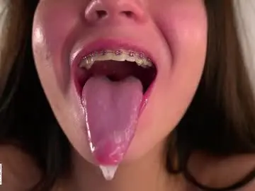 Chaturbate Nude Webcam of vivid_girls