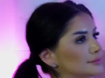 Chaturbate Free Porn Cam of amberseyes