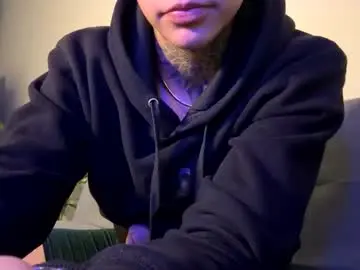 Chaturbate Sex Cam of phillip_brownn