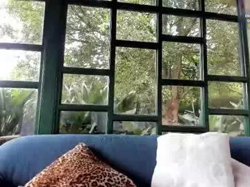 Chaturbate Adult Video Chat of sarazuletaa