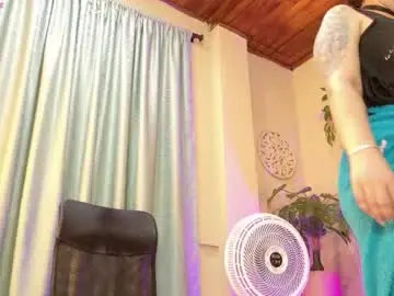 Chaturbate Adult Video Chat of chloerossee