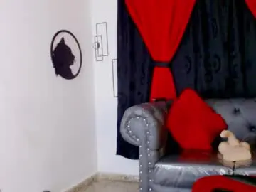 Chaturbate Free Porn Cam of mistresslombana_666