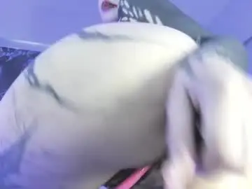 Chaturbate Sex Cam of eminence_shadow