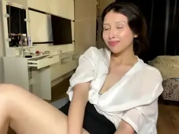 Chaturbate Live Sex Cam of eleanorefrens