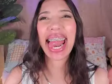 Chaturbate Best live sex cam show of miss_veronica2