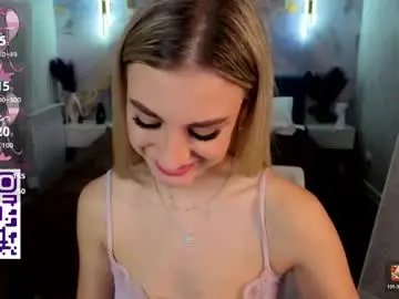 Chaturbate Live Sex Cam of silen_tori