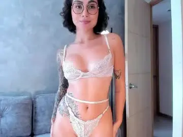 Chaturbate Free Porn Cam of valerieaustin